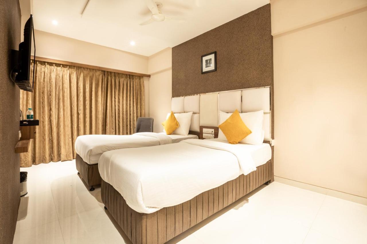 Hotel Pacific Residency - Andheri Mumbai Exterior foto
